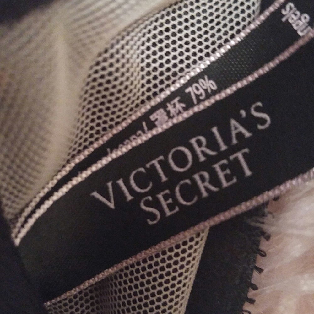 Bra - Picture 3 of 4